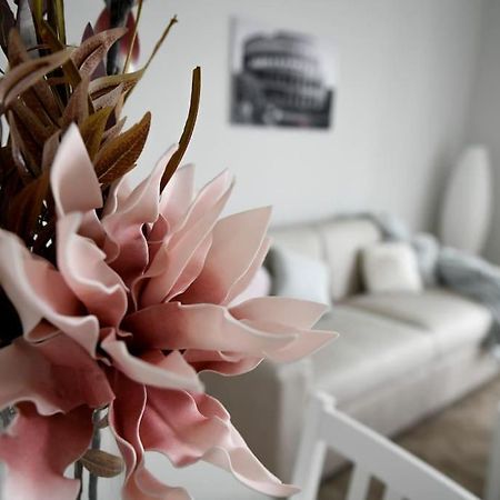 Peaceful Hideaway Apartment Rome Bagian luar foto