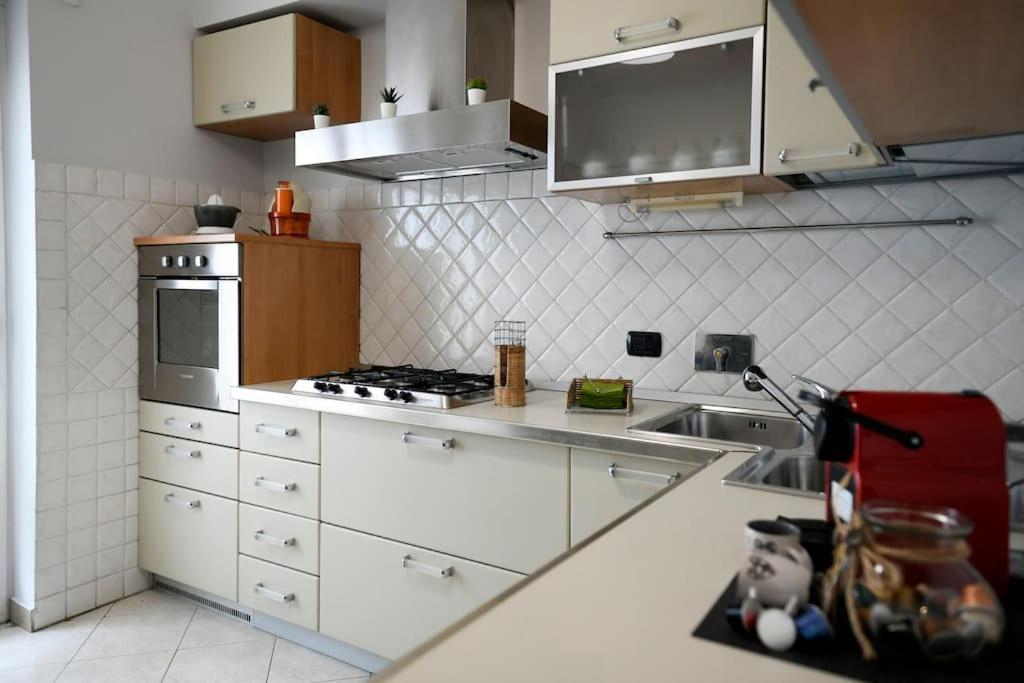 Peaceful Hideaway Apartment Rome Bagian luar foto