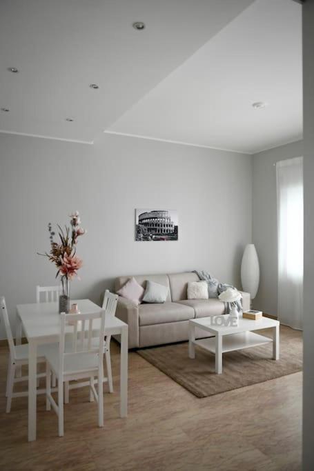 Peaceful Hideaway Apartment Rome Bagian luar foto
