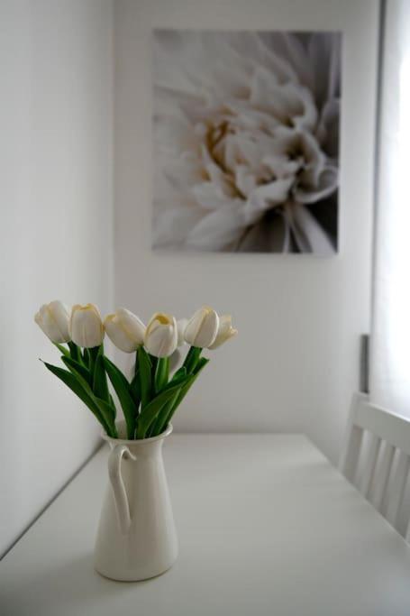 Peaceful Hideaway Apartment Rome Bagian luar foto